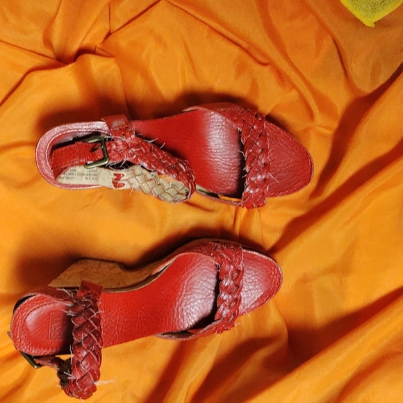 Frye Braylin wedges - Picture 1 of 4